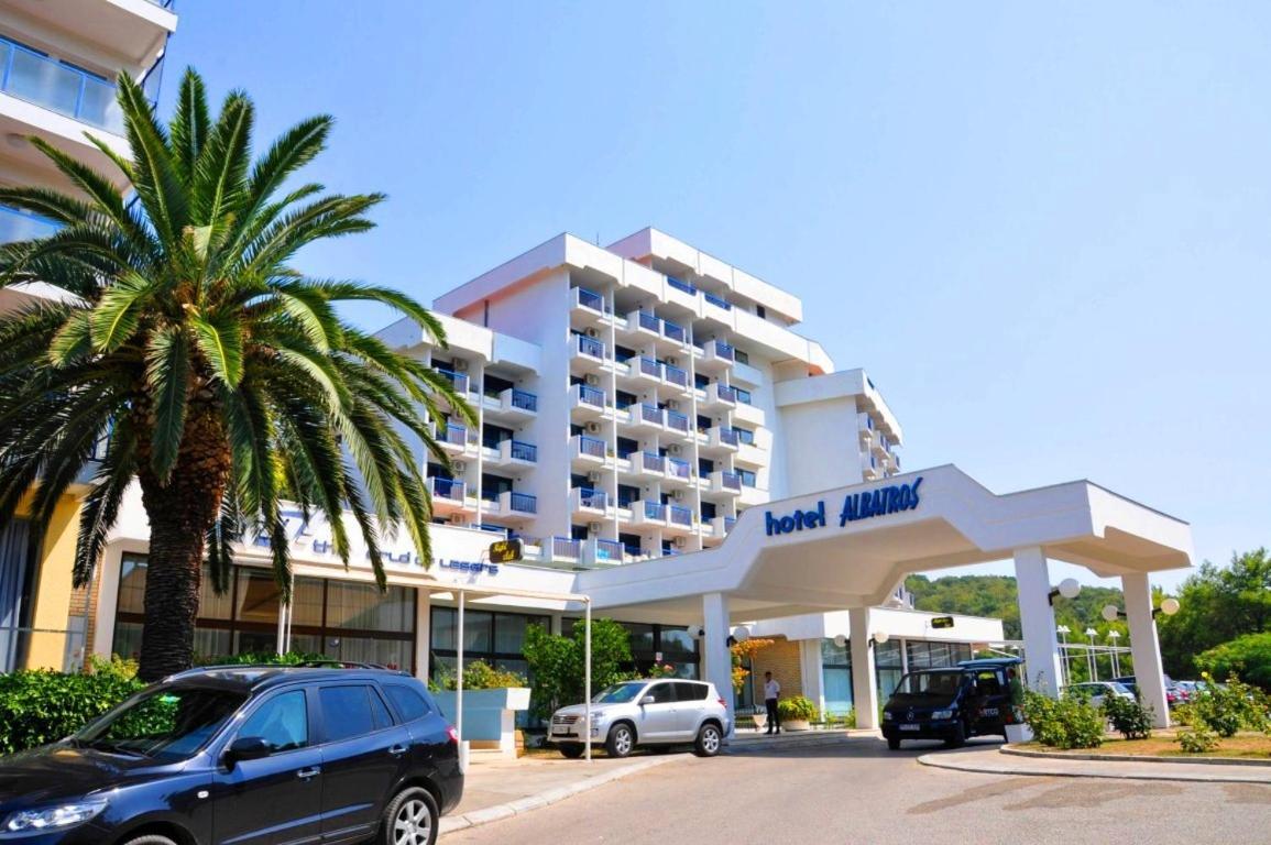 Corpus B - Hotel Albatros Ülgün Dış mekan fotoğraf