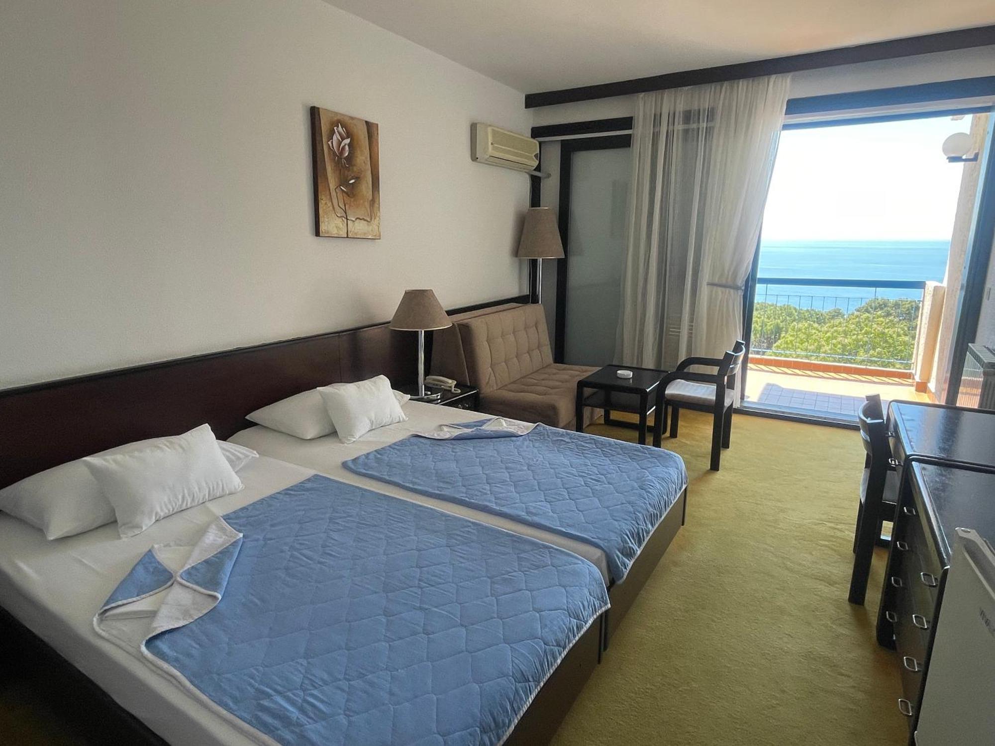 Corpus B - Hotel Albatros Ülgün Dış mekan fotoğraf